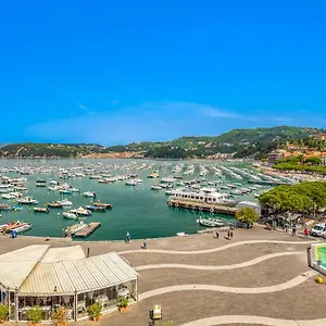 Magnolia, Terre Marine Lerici